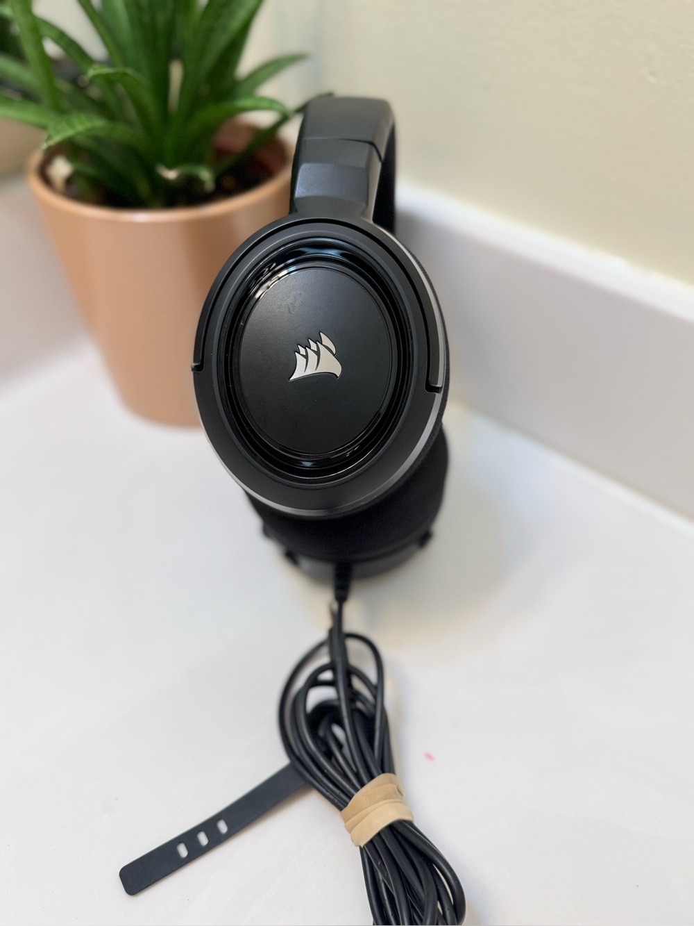 Corsair HS35 Black Wired Over-Ear Headband Headset, 3.5mm Jack, Double